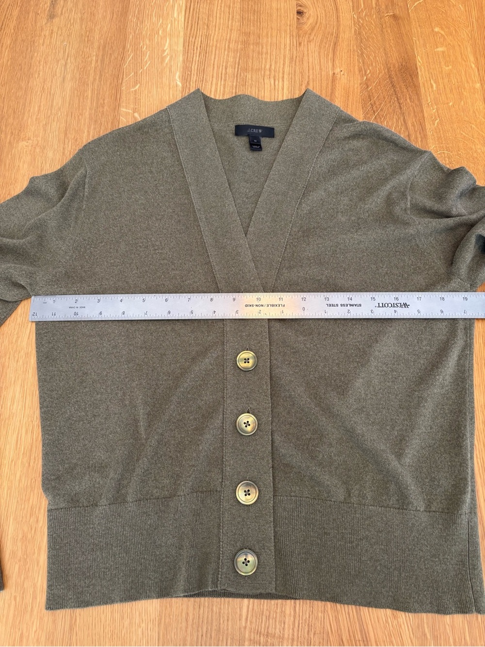 J. Crew Women’s Olive Green V-Neck Crop Cardigan Sweater | Medium - Picture 6 of 8